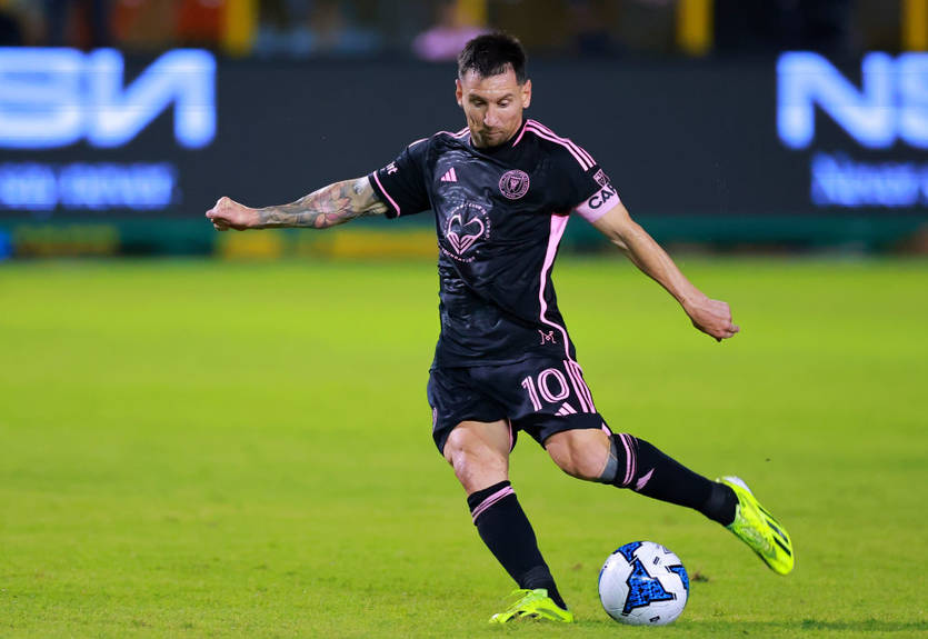 Атлетико поблагодарил Месси за то, что осчастливил юного фаната Атлетико поблагодарил Месси за то, что осчастливил юного фаната