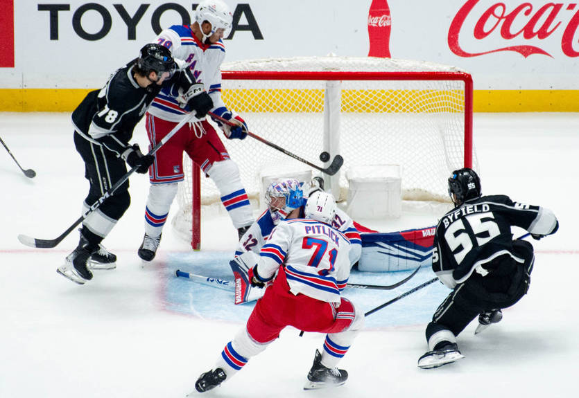 НХЛ: Бостон и Монреаль забросили 13 шайб на двоих, Виннипег в овертайме одолел Оттаву НХЛ: Бостон и Монреаль забросили 13 шайб на двоих, Виннипег в овертайме одолел Оттаву