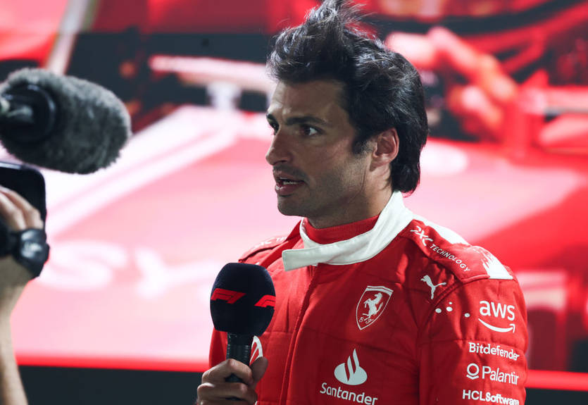 Феррари не может договориться о контракте с одним из своих пилотов