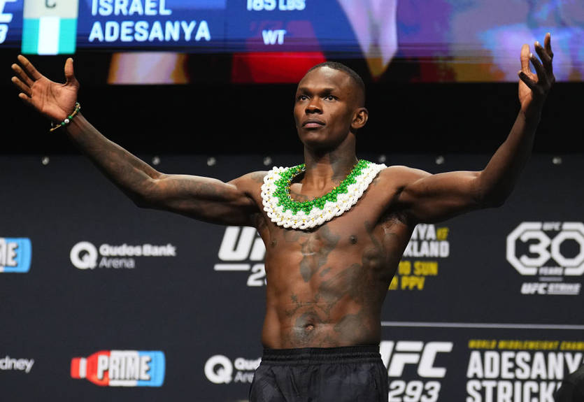 Адесанья принял вызов на бой нового чемпиона UFC в среднем весе