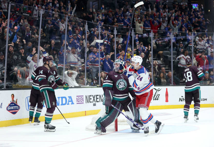 НХЛ: Миннесота шокировала Каролину, Детройт разобрался с Тампа-Бэй