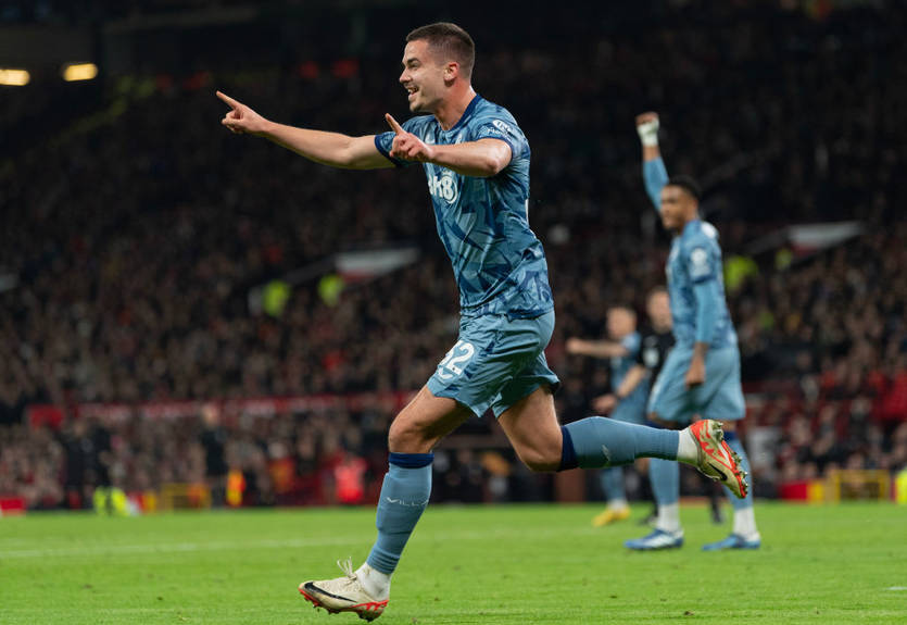 Наполи хочет усилить состав хавбеком клуба из топ-5 АПЛ