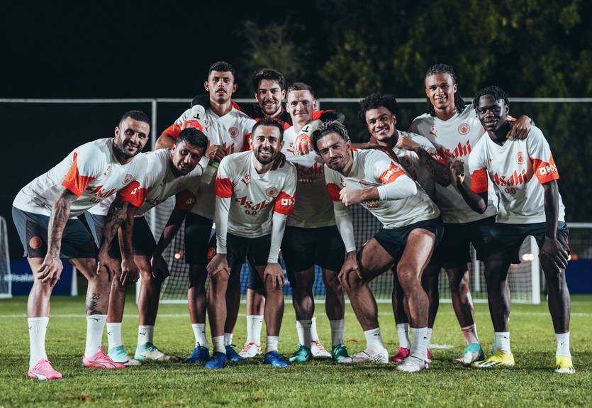 Гравці Манчестер Сіті взяли участь у спільному челенджі з російським бійцем ММА Гравці Манчестер Сіті взяли участь у спільному челенджі з російським бійцем ММА