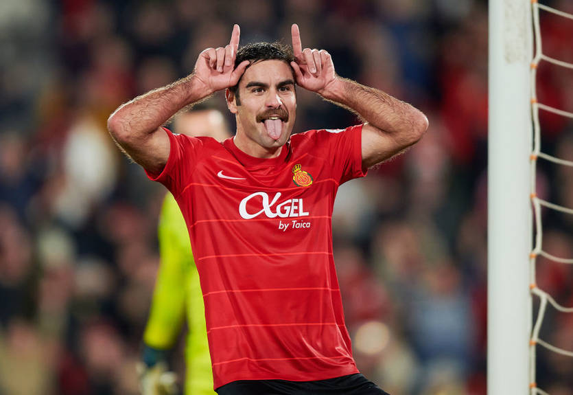 Мальорка сенсационно в меньшинстве удержала победу против Жироны