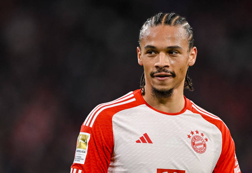 Переговоры Баварии с Сане о новом контракте откладываются Переговоры Баварии с Сане о новом контракте откладываются