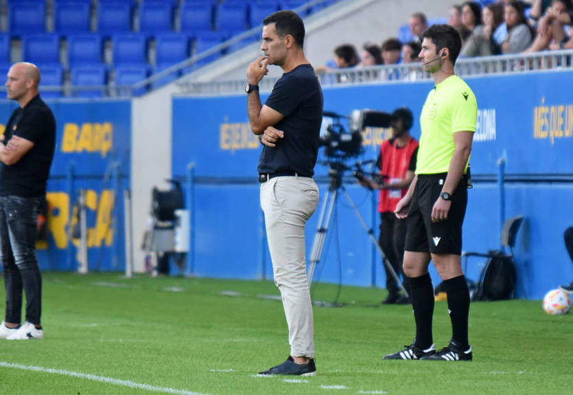 Легенда Барселони не очолить клуб після відходу Хаві