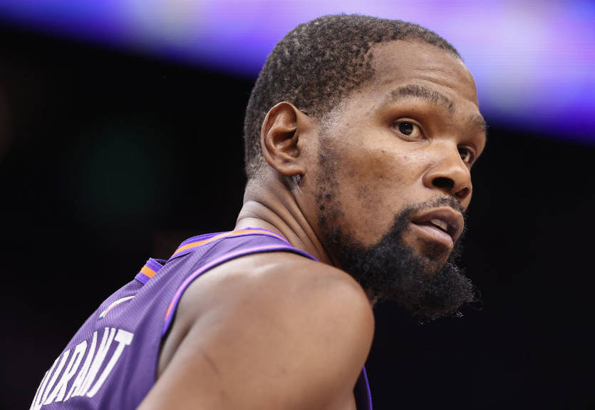 "Пожалуйста, не надо": Дюрант не хочет, чтобы Бруклин подготовил трибьют-видео в его честь "Пожалуйста, не надо": Дюрант не хочет, чтобы Бруклин подготовил трибьют-видео в его честь