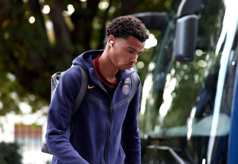 ПСЖ в срочном порядке пытается пристроить куда-нибудь своего форварда ПСЖ в срочном порядке пытается пристроить куда-нибудь своего форварда