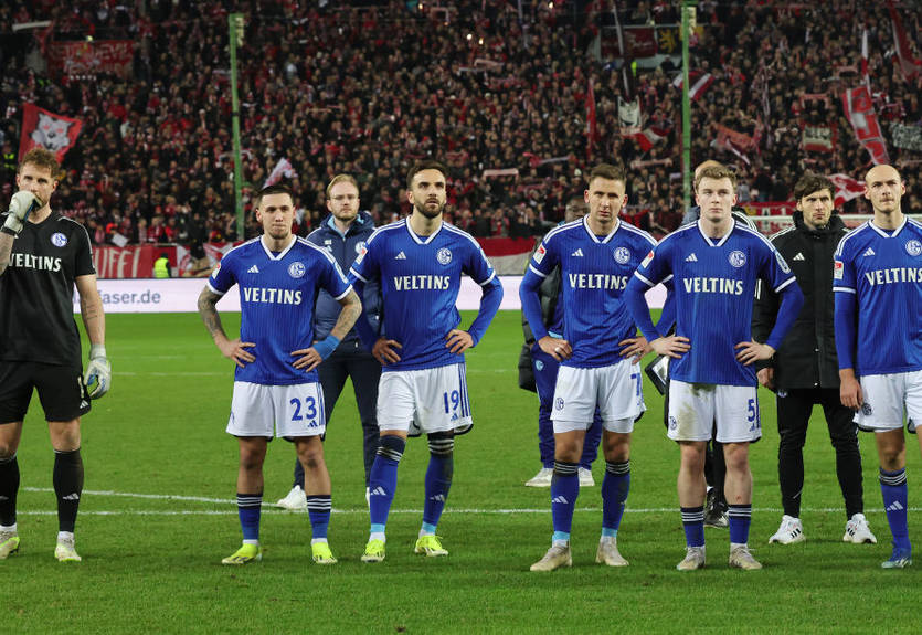 Многократный чемпион Германии может стать банкротом