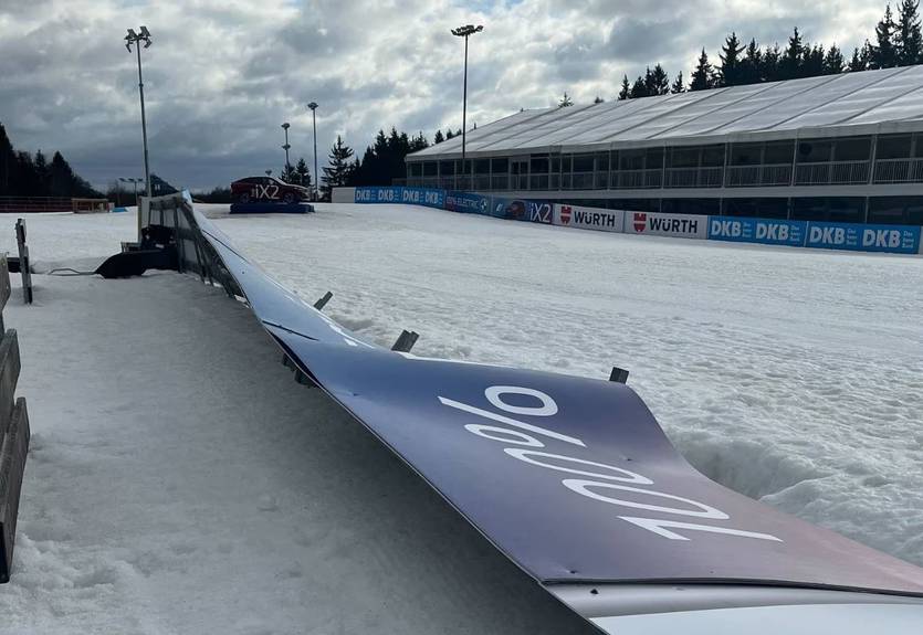 Старт чемпіонату світу з біатлону опинився під загрозою перенесення через пошкодження арени
