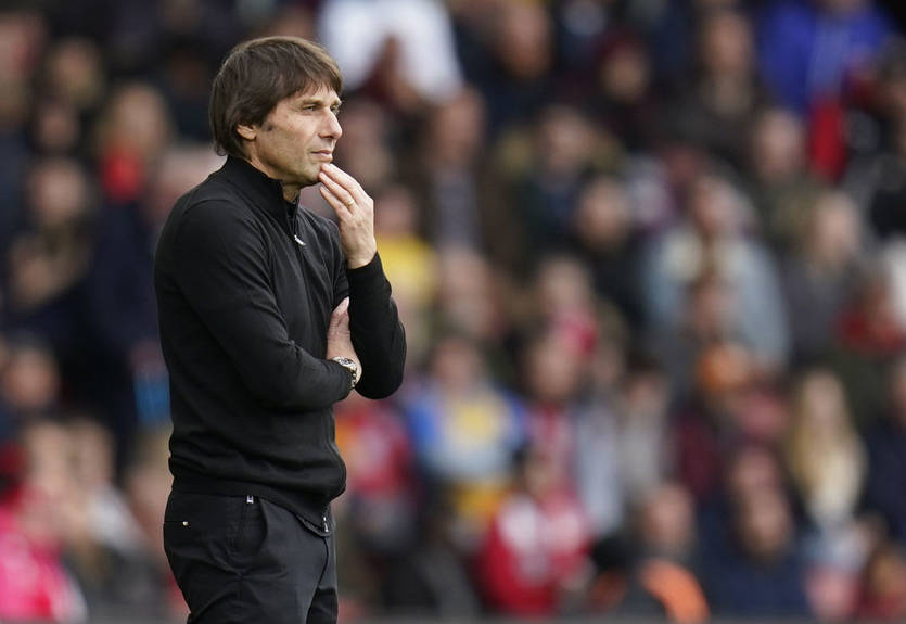 Барселона может заменить Хави экс-тренером Челси и Интера