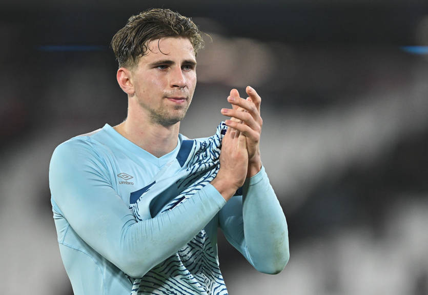 Забарний увійшов в топ кращих гравців АПЛ за одним з статистичних показників