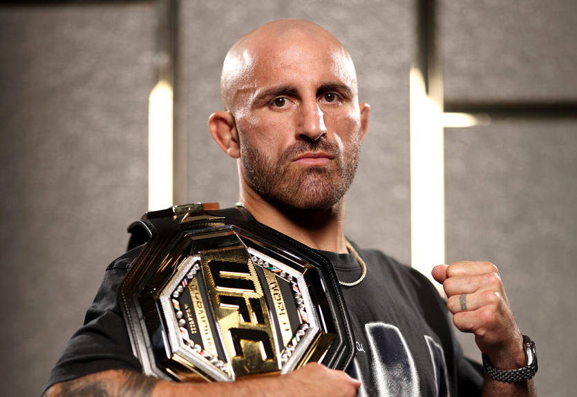 "Вперед, чемпион": Роналду поддержал бойца UFC в преддверии защиты титула