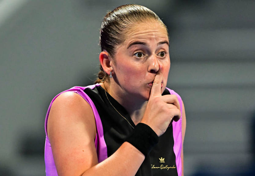 Перша ракетка Латвії не потиснула руку представниці білорусі