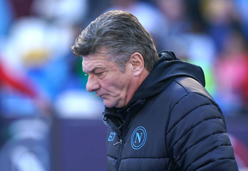 Наполи уволил Маццарри с поста главного тренера незадолго до матча с Барселоной