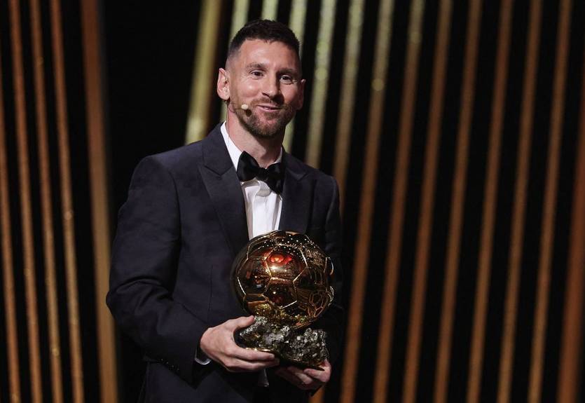 Мессі "подарував" Барселоні свій 8-й Золотий мяч