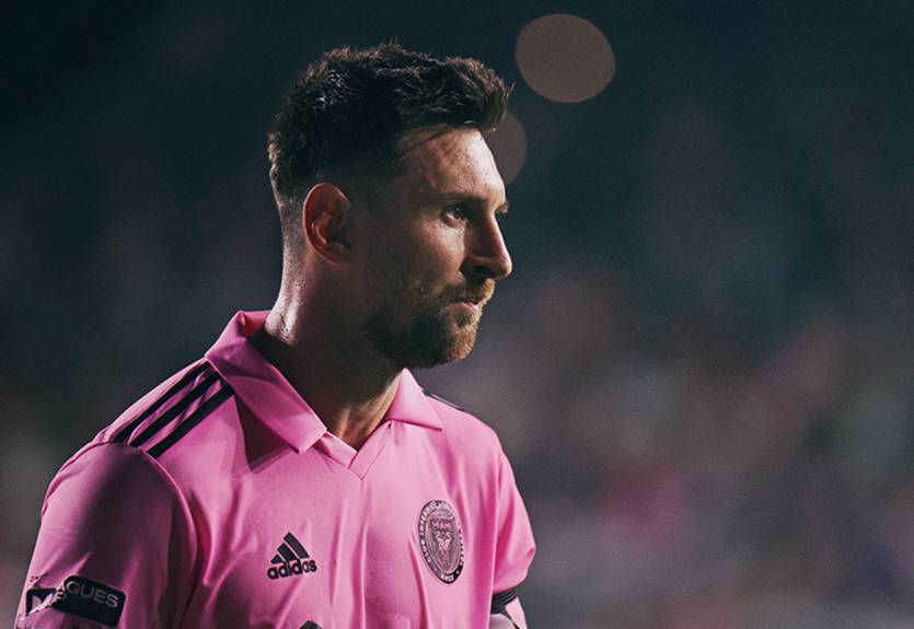 ADIDAS оголошує про свій намір допомогти спортсменам подолати моменти сильного стресу в спорті ADIDAS оголошує про свій намір допомогти спортсменам подолати моменти сильного стресу в спорті