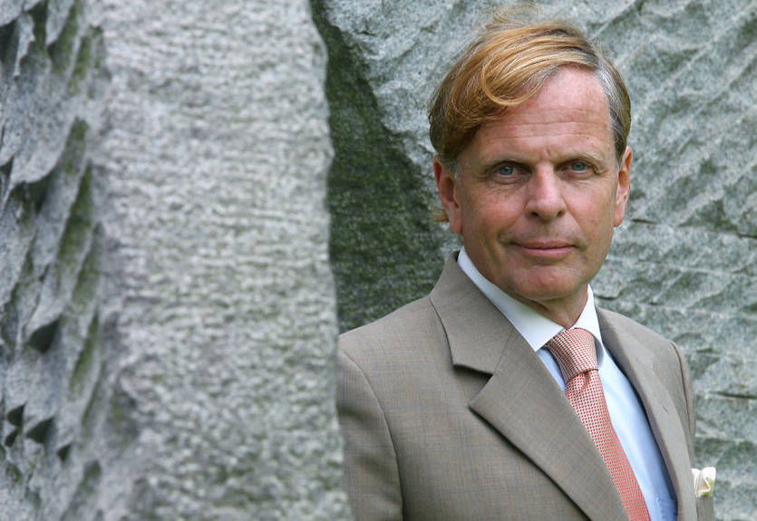 Бізнесмена, який намагався купити МЮ, оголосили в розшук у Сінгапурі