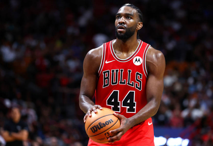 Ще один гравець Чикаго достроково завершив сезон через операцію Ще один гравець Чикаго достроково завершив сезон через операцію