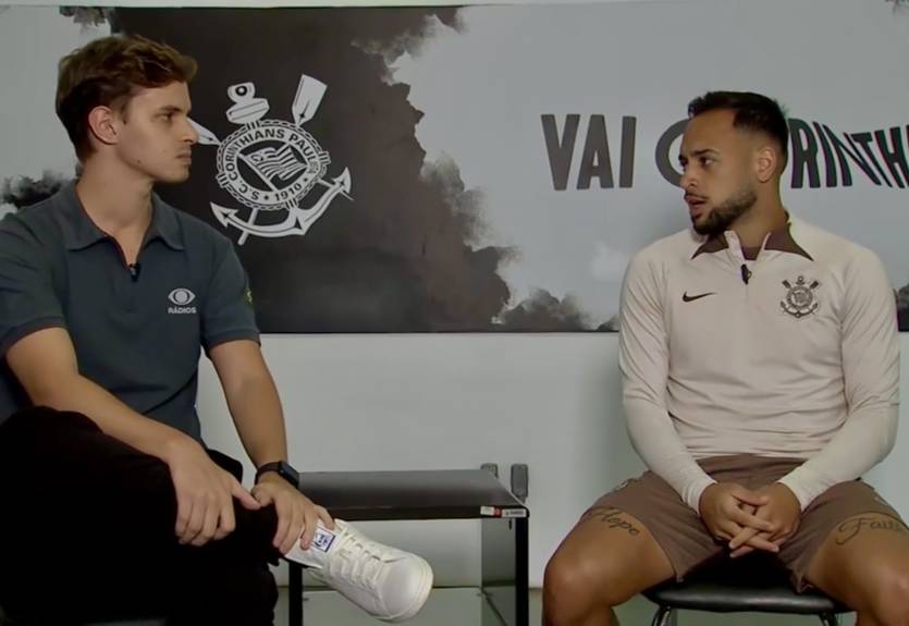 "Семейная травма": игрок Шахтера объяснил, почему отказывается возвращаться в Украину "Семейная травма": игрок Шахтера объяснил, почему отказывается возвращаться в Украину