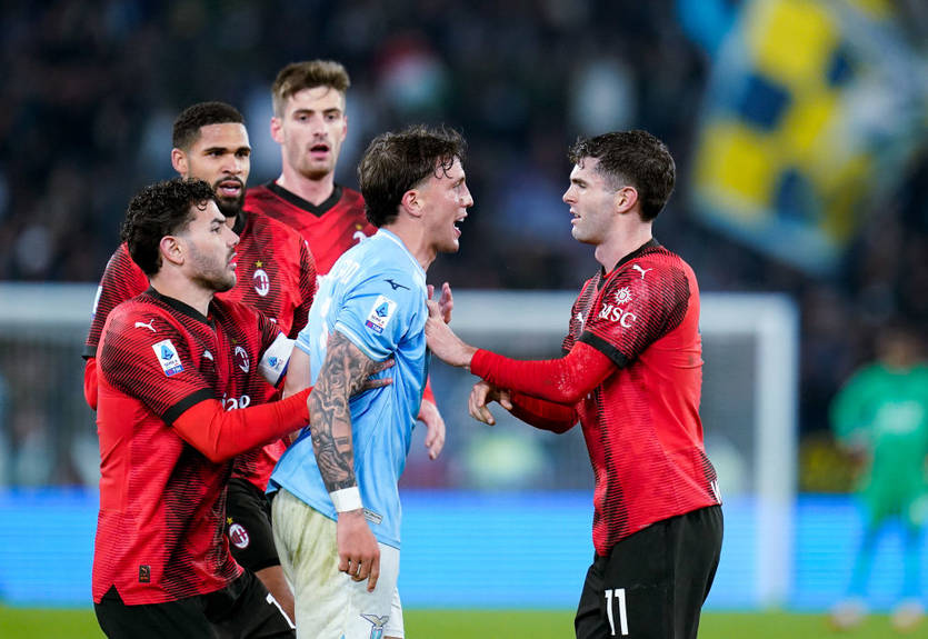 Милан вырвал победу над Лацио, завершив матч с численным преимуществом в три игрока Милан вырвал победу над Лацио, завершив матч с численным преимуществом в три игрока