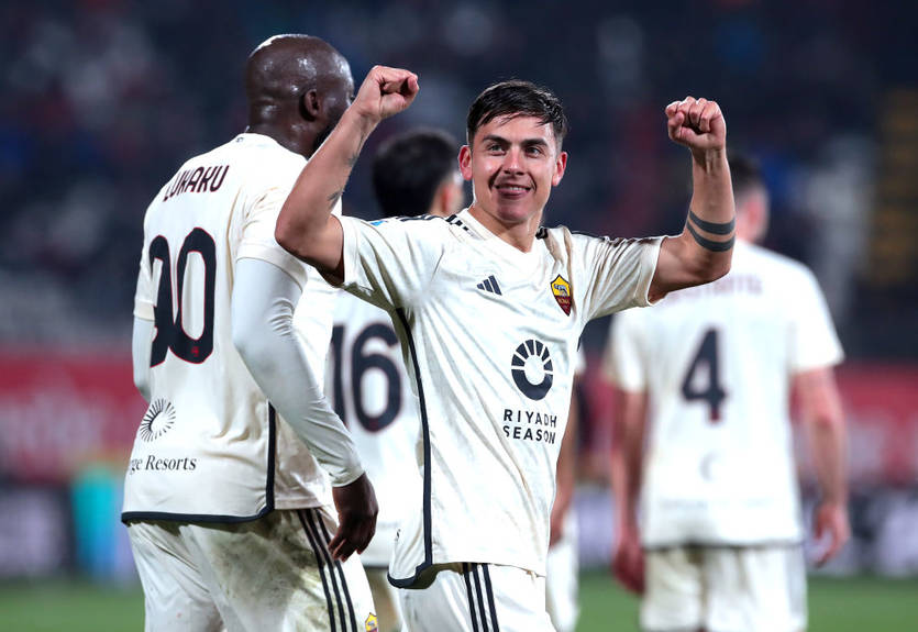 Рома разгромила на выезде Монцу благодаря шикарной игре Дибалы и Лукаку