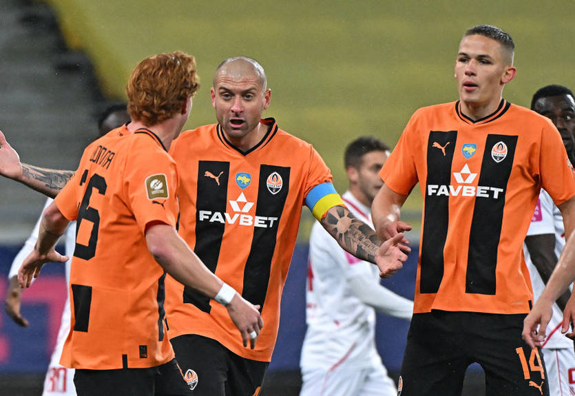 Дубль Криськіва та вилучення Ілича в огляді матчу Шахтар - Кривбас