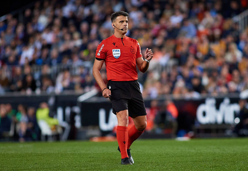 Арбітра скандального матчу Валенсія - Реал відсторонено