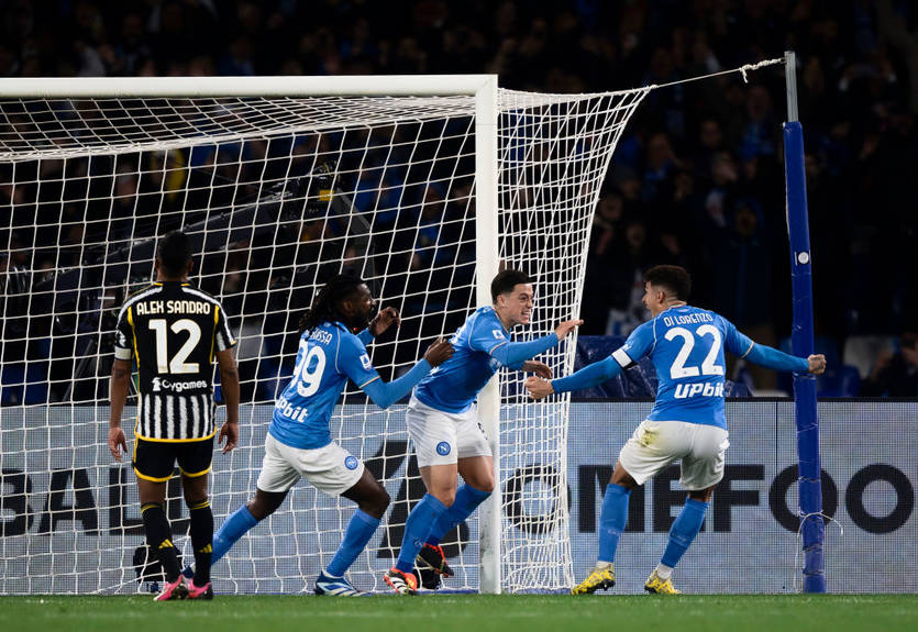 Классический хит: Наполи изящно потроллил Ювентус после матча в Серии А