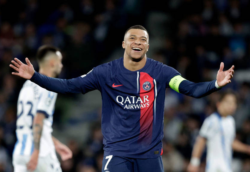 Дубль Мбаппе помог ПСЖ обыграть Реал Сосьедад и выйти в четвертьфинал Лиги чемпионов
