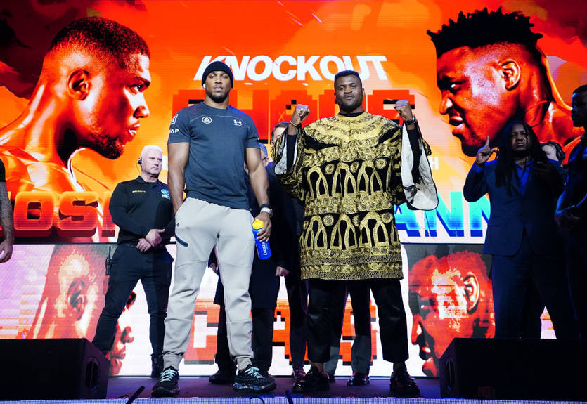 Вечер бокса имени Джошуа - Нганну: узбек Мадримов победил россиянина, в бою Варгаса и Болла победила "дружба"