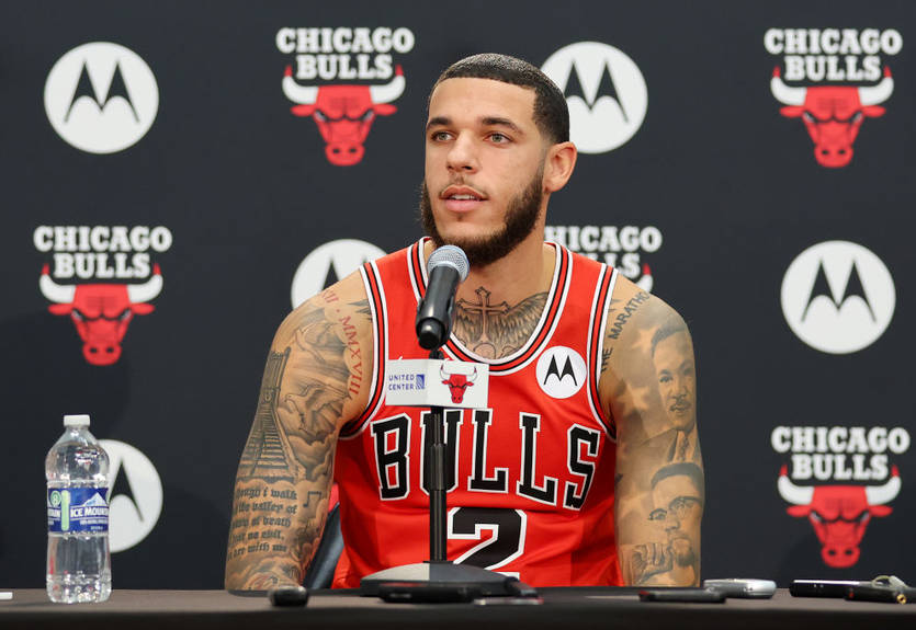 Гравець Чикаго, який пропустив два роки через травму коліна, повернувся до тренувань