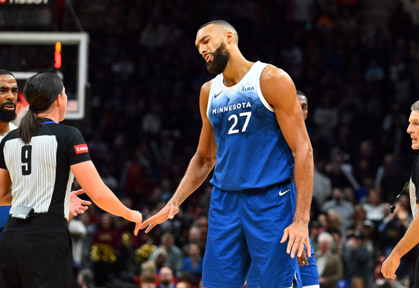 НБА оштрафувала Гобера на 100 тисяч за жест на адресу суддів НБА оштрафувала Гобера на 100 тисяч за жест на адресу суддів