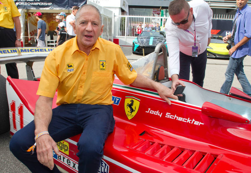 Чемпіон світу Формули 1 у складі Феррарі виставив на продаж переможний болід