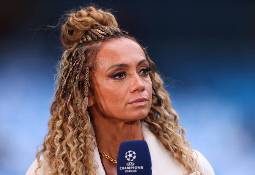 Известная ведущая потроллила Каррагера за неуместную шутку о "ее верности"