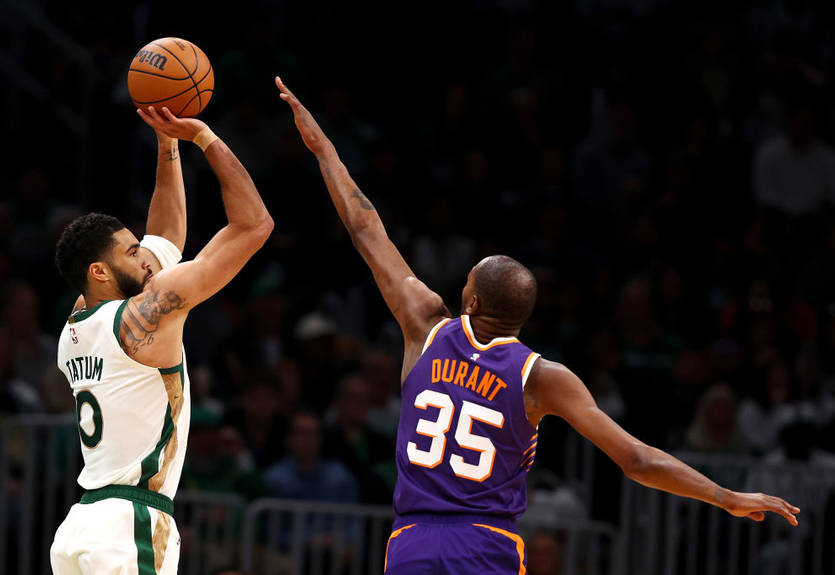 НБА: Бостон без Михайлюка обіграв Фінікс і першим забезпечив собі місце у плей-офф