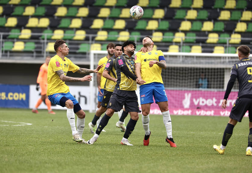 Рух із жахливим вилученням Романа знищив Металіст 1925