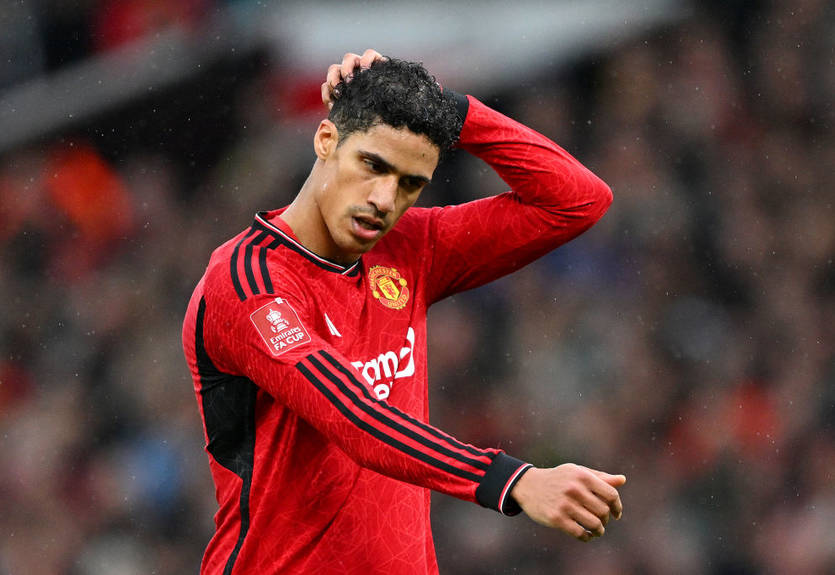 Судьба Варана в Манчестер Юнайтед остается туманной