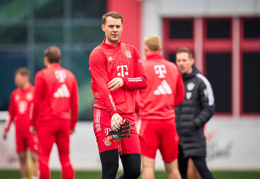 Голкипер сборной Германии пропустит товарищеские матчи в марте