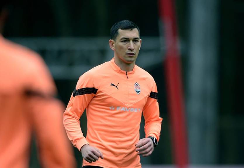 Степаненко и бразильский новичок вернулись в общую группу Шахтера Степаненко и бразильский новичок вернулись в общую группу Шахтера