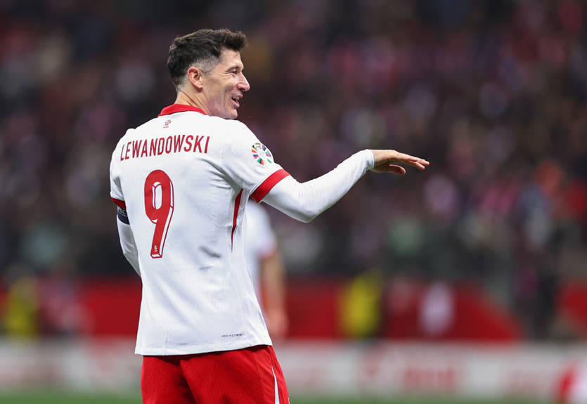 Клуби із Саудівської Аравії пропонують Левандовські космічні гроші за перехід