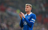 Манчестер Сити нацелился на "нового Стоунза" из Эвертона