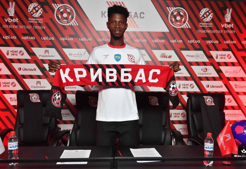 Кривбас представив африканського новачка, підписаного ще влітку Кривбас представив африканського новачка, підписаного ще влітку