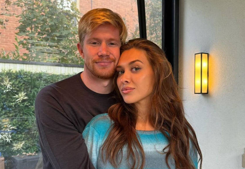 Sexy Birthday: Жена Де Брюйне посетила вечеринку своей подруги в вызывающем наряде Sexy Birthday: Жена Де Брюйне посетила вечеринку своей подруги в вызывающем наряде