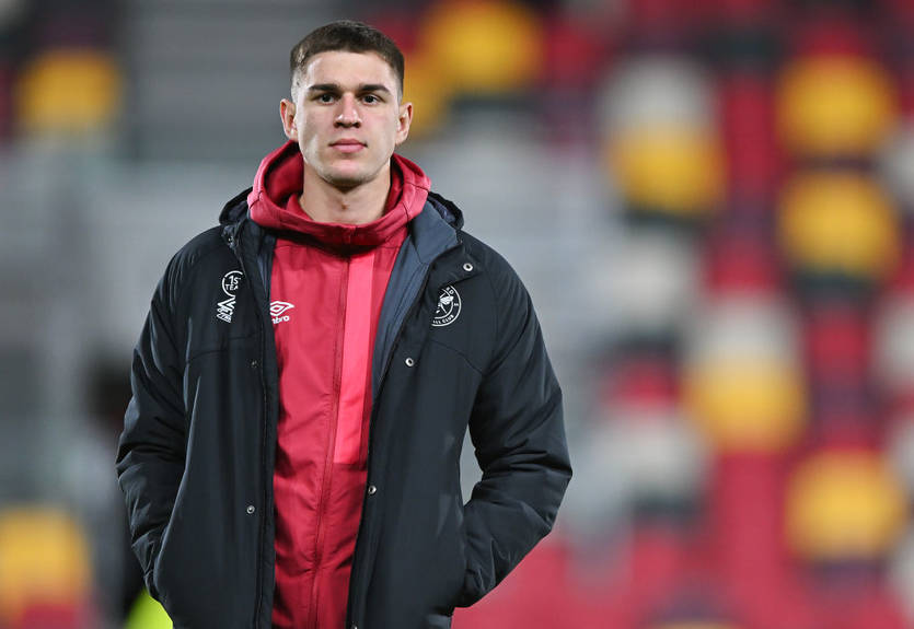 История от легионера: Ярмолюк в Англии вынужденно продал авто за 100 тысяч фунтов История от легионера: Ярмолюк в Англии вынужденно продал авто за 100 тысяч фунтов