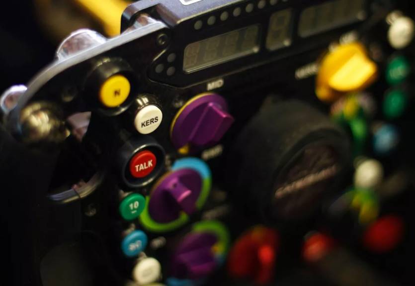 Болиды Формулы 1 в 2026 году будут иметь аналог KERS