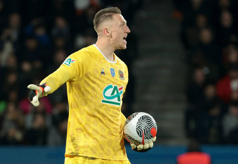 Два європейських гранда придивляються до польського голкіпера