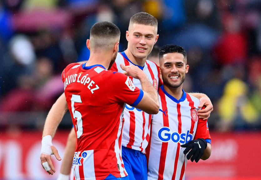 Конец "голевой засухи" Довбика в обзоре победного матча Жироны с Бетисом