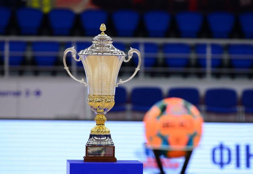 Кубок Украины по футзалу: Aurora играет в финале с Ураганом