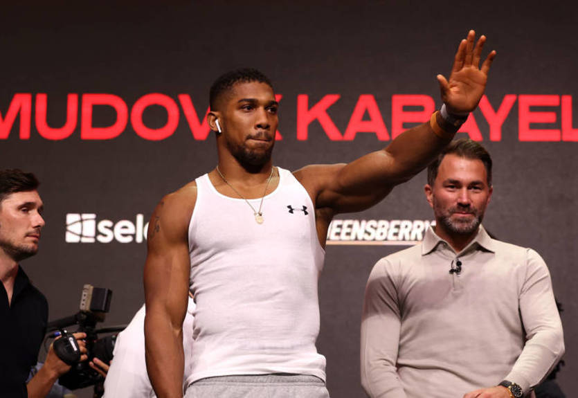 "Правильное решение": Промоутер отреагировал на высказывания Джошуа о завершении карьеры